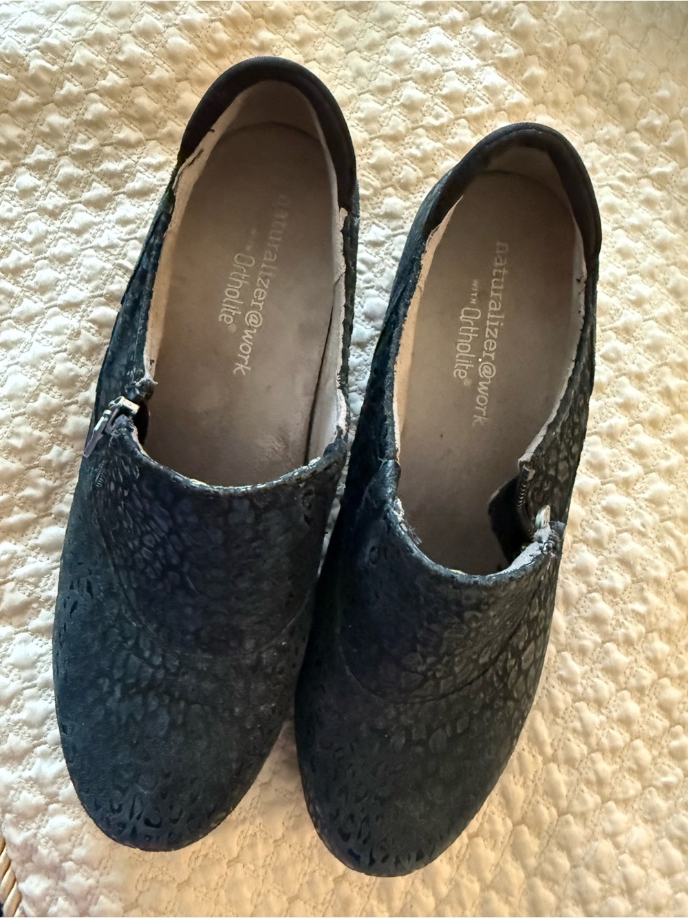 Brand New Naturalizer Black Textured @ Work Oetholite Clogs